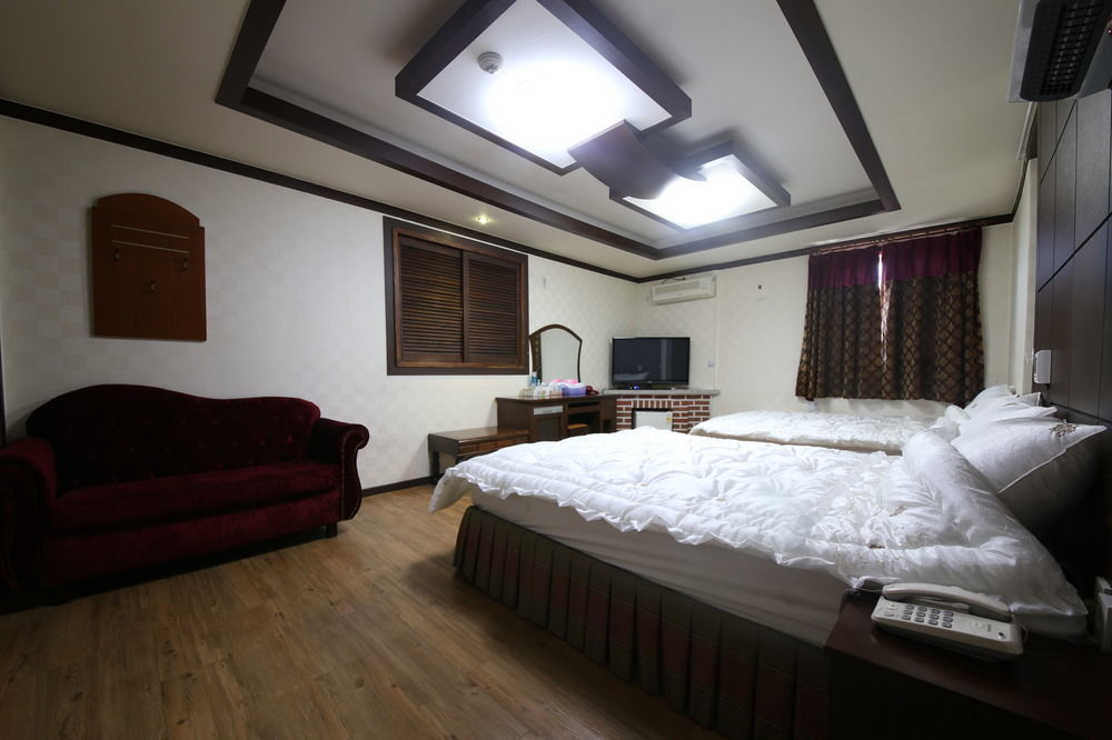 Bali Motel Tedzson Kültér fotó