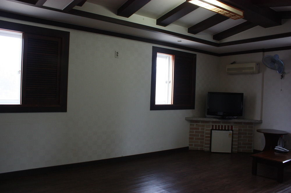 Bali Motel Tedzson Kültér fotó