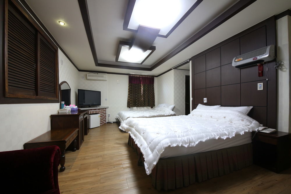 Bali Motel Tedzson Kültér fotó